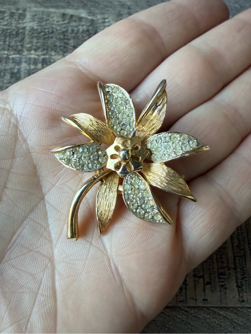Vintage Coro Flower Brooch